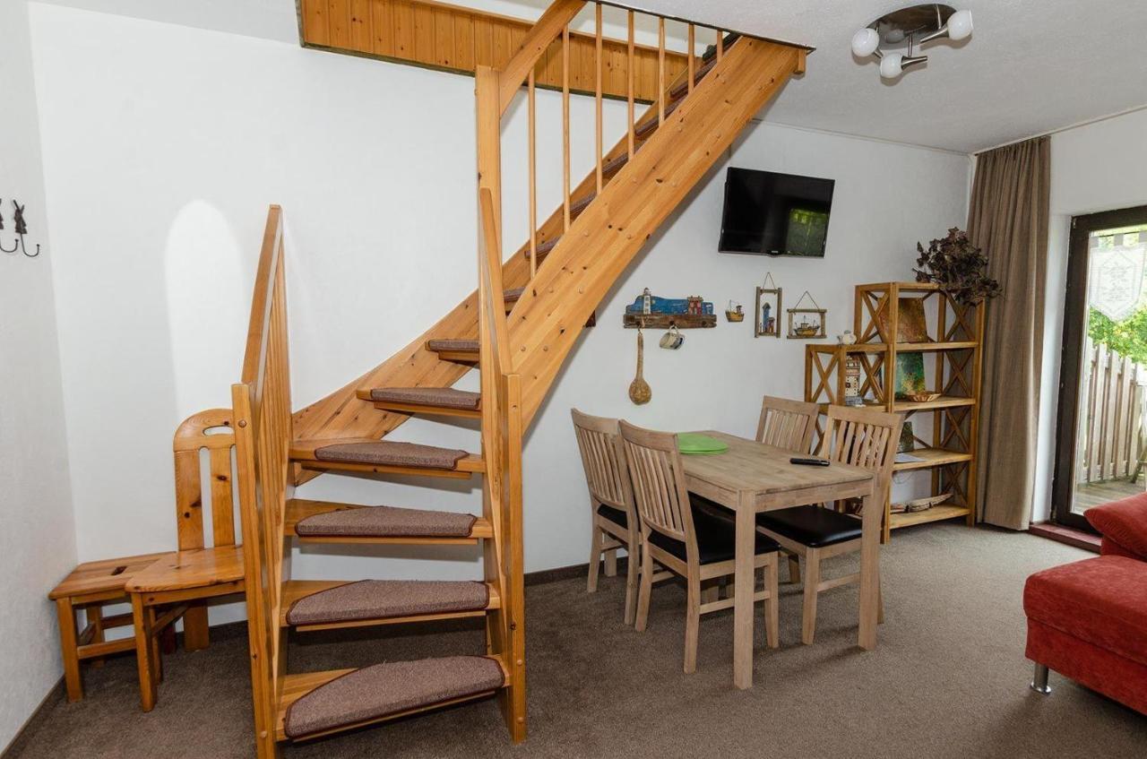 3-R-Ferienwohnung-Fuer-3-Personen-In-Schaprode-Auf-Ruegen-Zi4 Exteriér fotografie