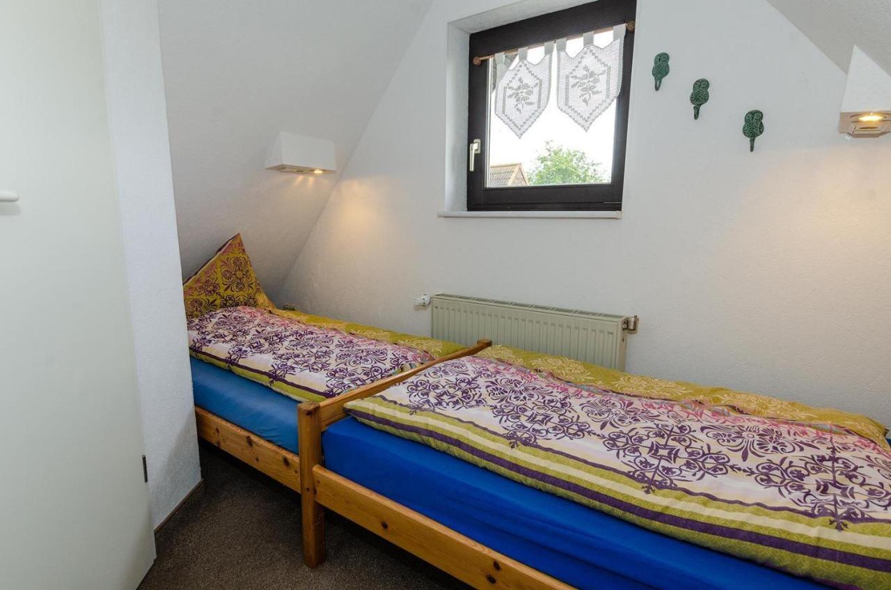 3-R-Ferienwohnung-Fuer-3-Personen-In-Schaprode-Auf-Ruegen-Zi4 Exteriér fotografie